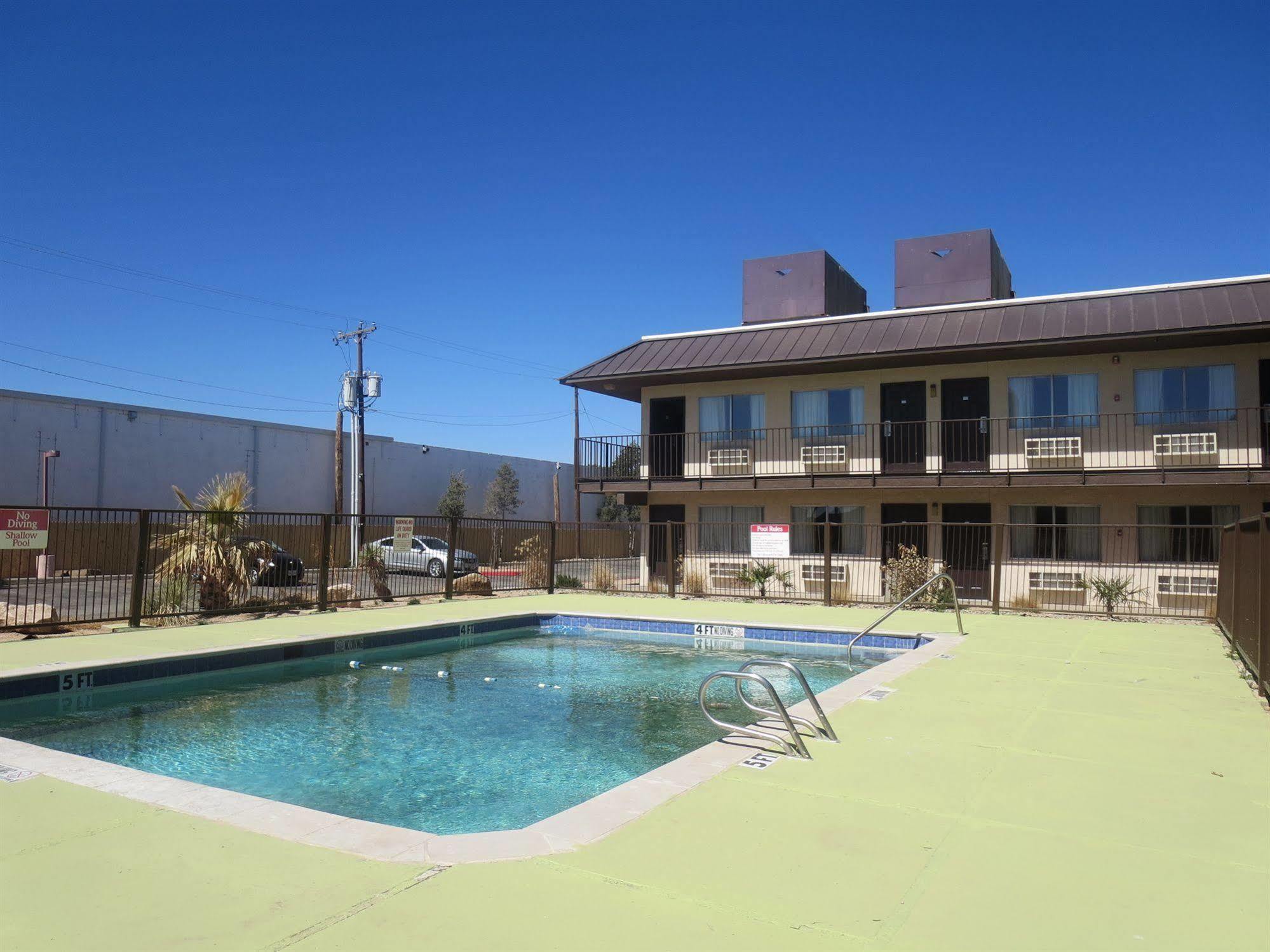 Howard Johnson By Wyndham Odessa Tx Exterior photo